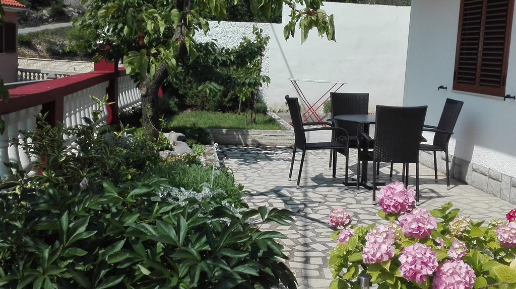 Apartment Dunja Senj  Ngoại thất bức ảnh